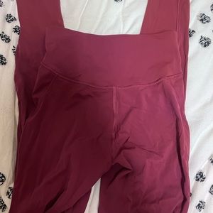 maroon lululemon base pace leggings 28” size 4